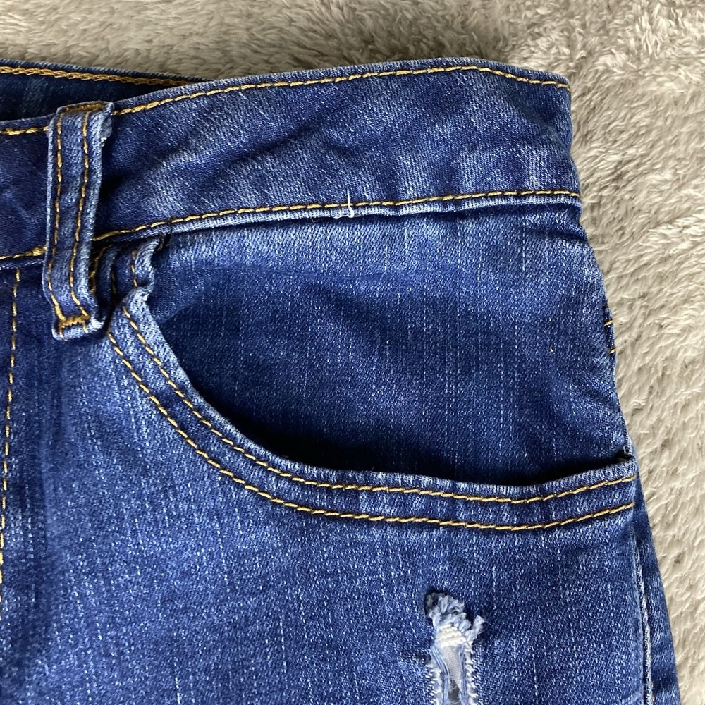 Almost Famous Jeans Size 7 26x30 Blue Denim Bell Bottom Flare Distressed Stretch - Picture 4 of 16